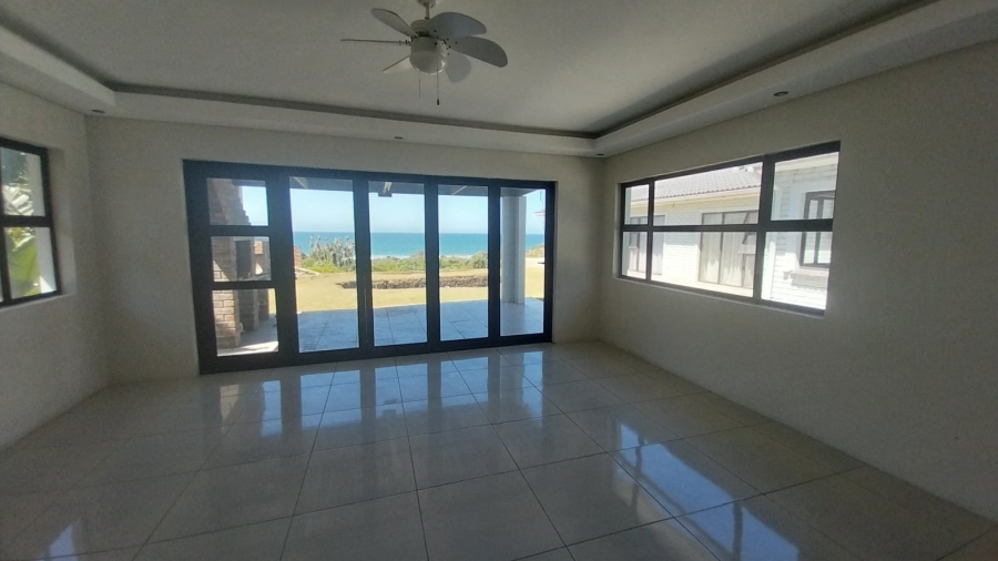 7 Bedroom Property for Sale in Gonubie Eastern Cape